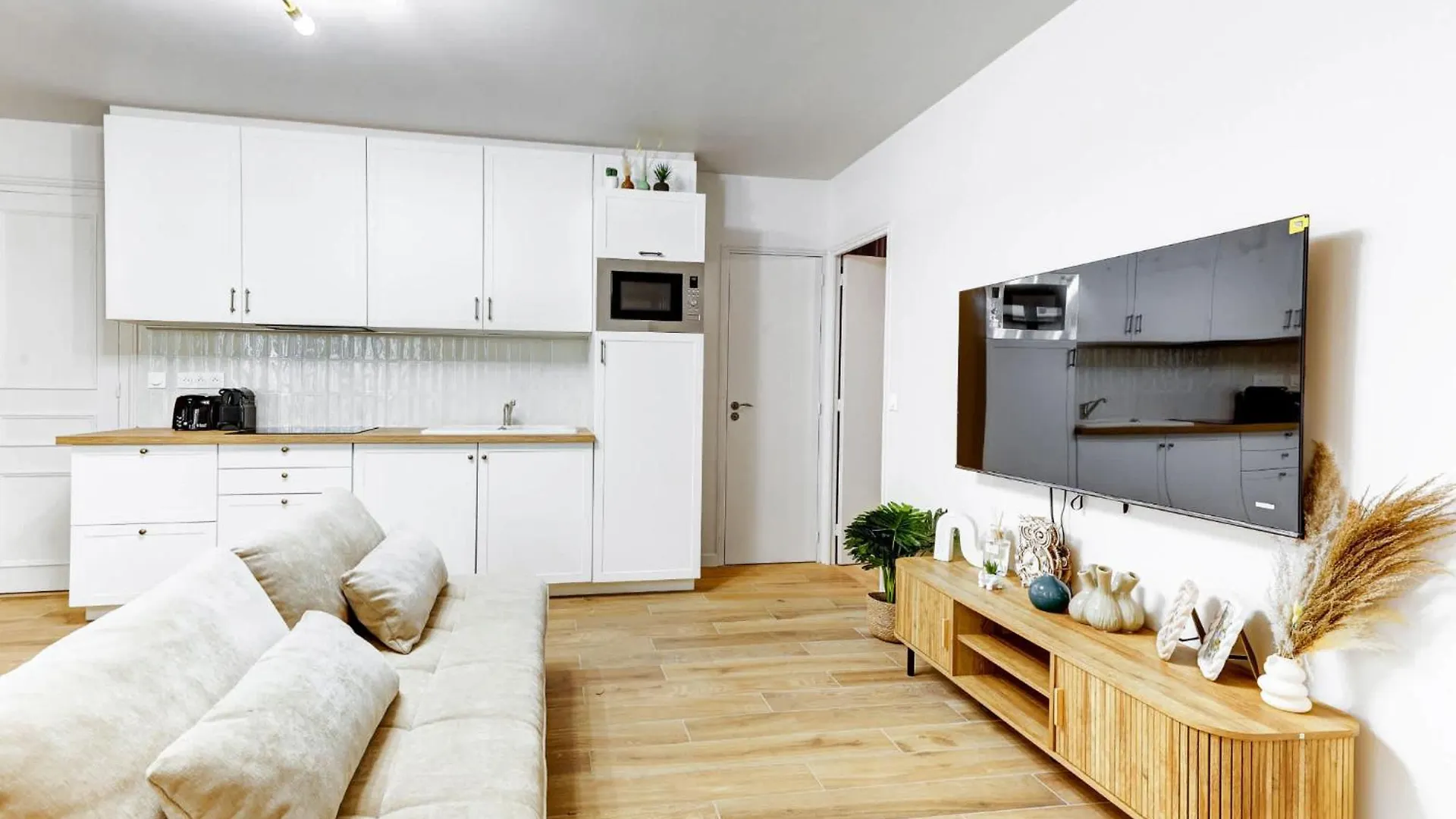 Appartement De Prestige Au Marais Pour 6 Voyageurs Paris 0*,