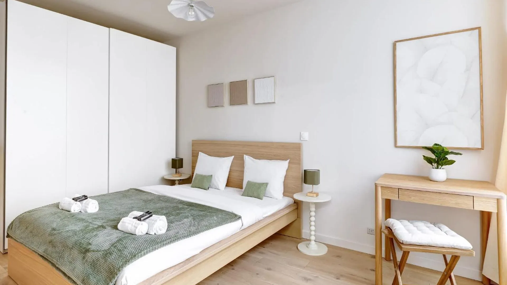 Appartement De Prestige Au Marais Pour 6 Voyageurs Paris Apartment
